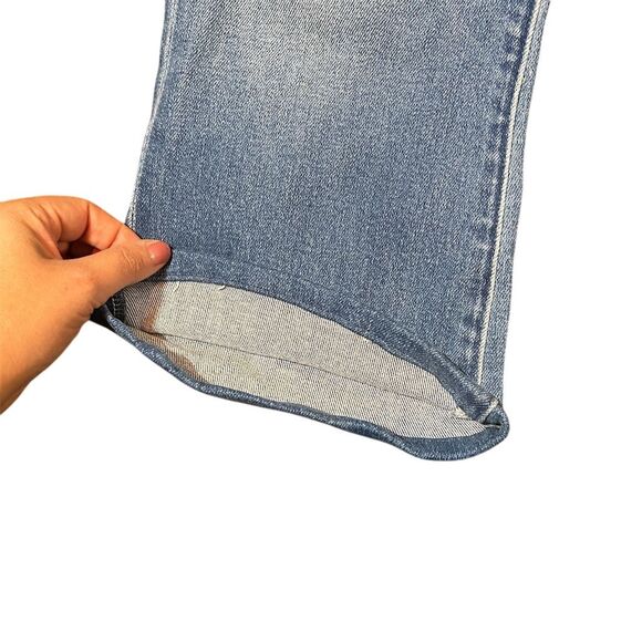 MOTHER The Weekender Women's Flare Jeans in Layover Wash Size 32 - Picture 9 of 16